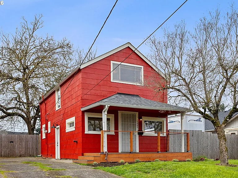 4805 NE 110th Ave — Photo 1