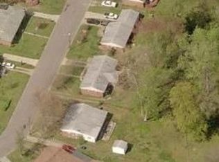 8028 Kirbyhaigh Cir, Norfolk, VA 23518