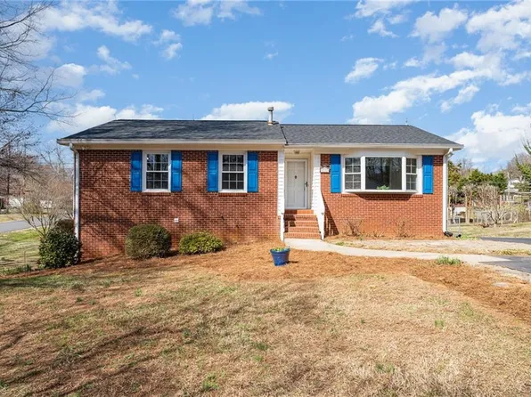 5722 Underwood Dr, Greensboro, NC 27409