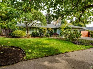 555 Stonegate St, Eugene, OR 97401