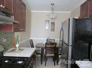 2461 E. 29 St. #3C kit.