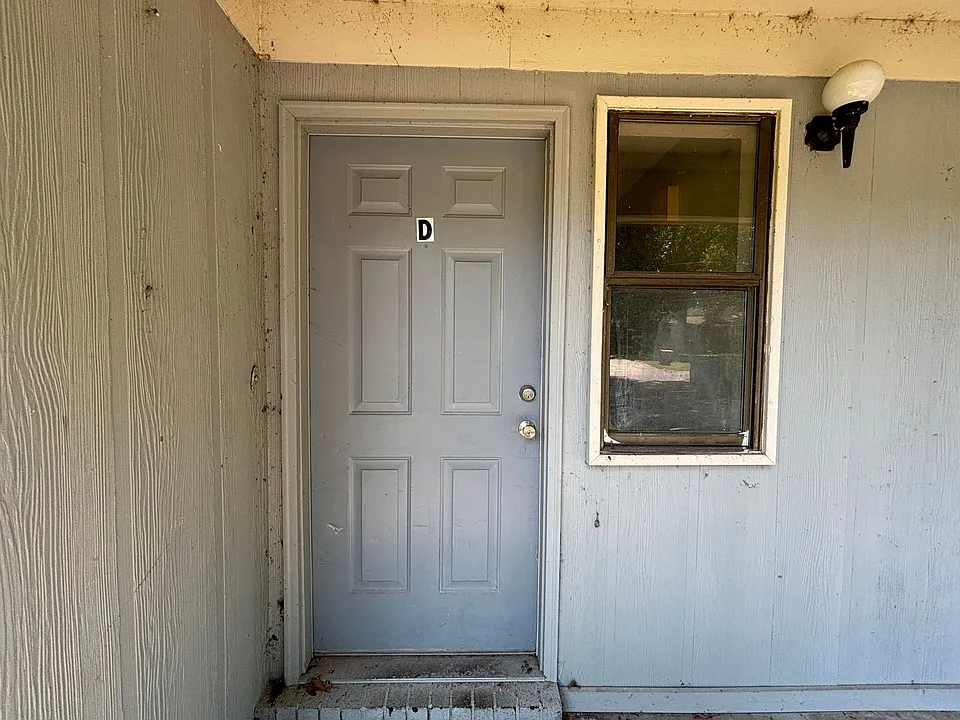 406 Joplin Pl