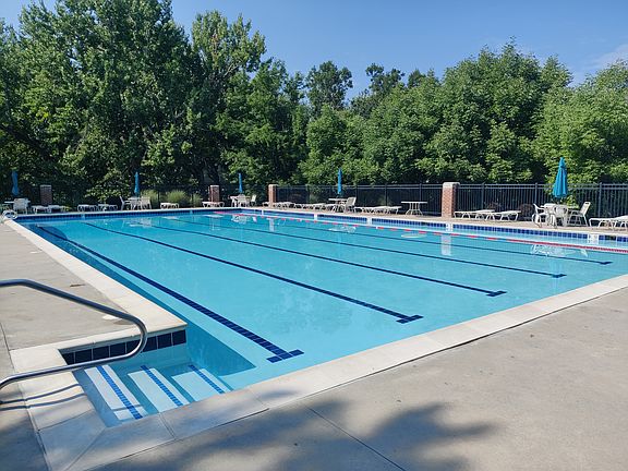 Community pool