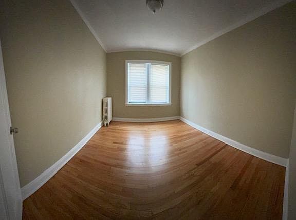 5th image of 6217 N Artesian Ave APT 1E
