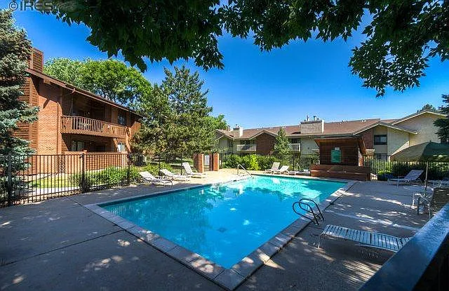 545 Manhattan Dr #101 — Photo 33