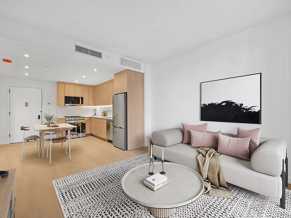 645 Park Pl #4I