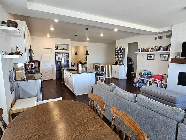 4515 N Picadilly Ct — Photo 2