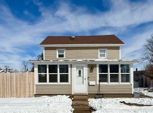 1209 Smalley St, Muscatine, IA 52761