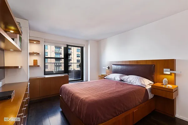 Sold by Citi Habitats | media 7