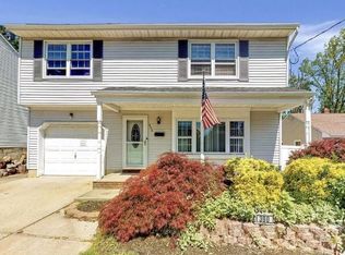 390 W Prospect Ave, Keyport, NJ 07735