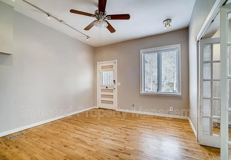 363 Cherokee St — Photo 4