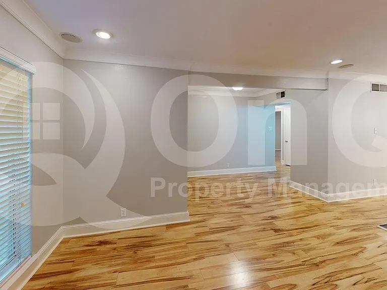 5925 E University Blvd #132 — Photo 8
