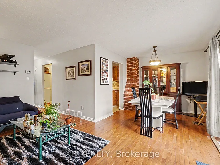 6461 Colony Sq — Photo 4