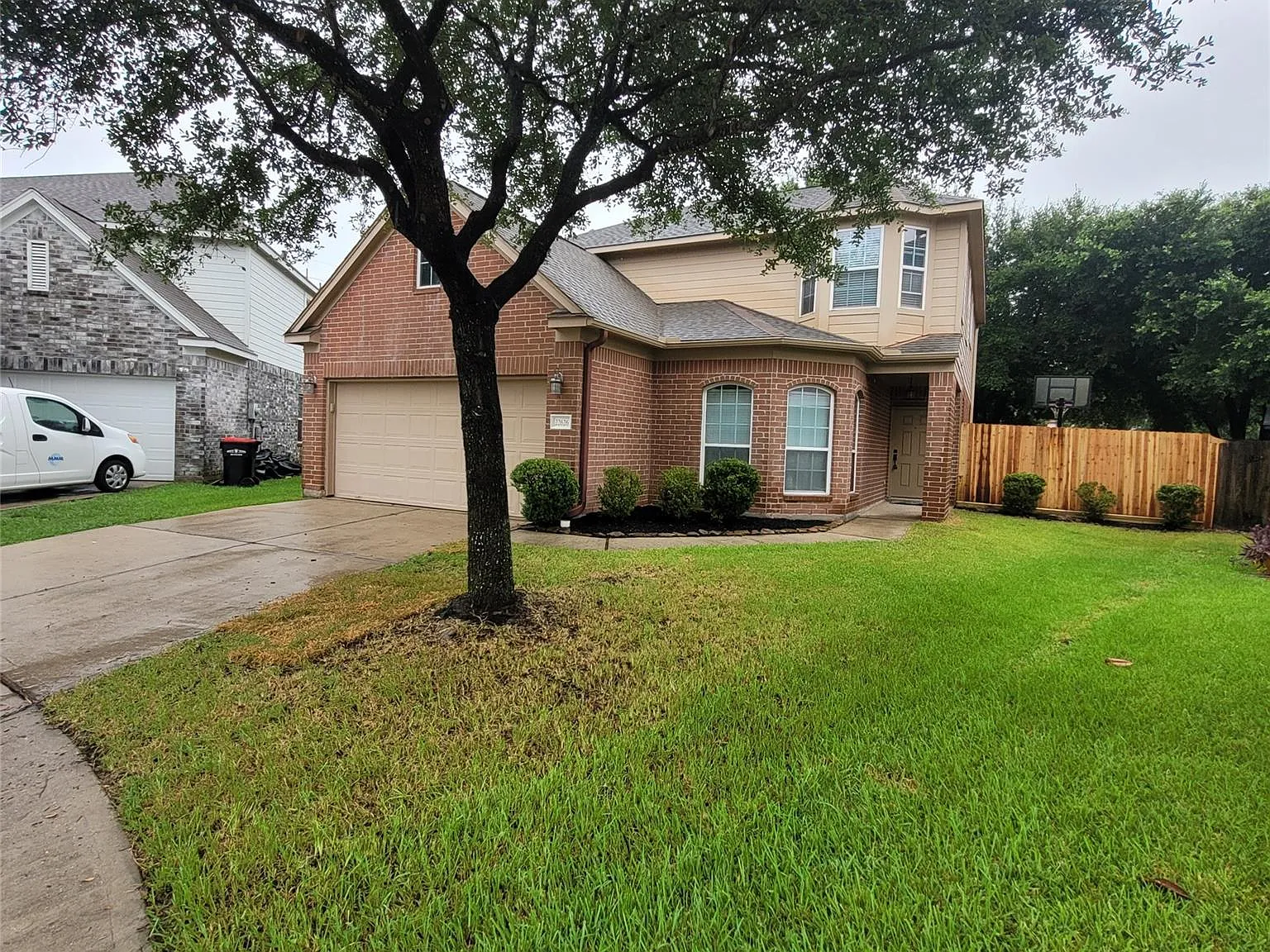 4 bed, 3.0 bath, 2501 sqft, $2,150 — Photo 4