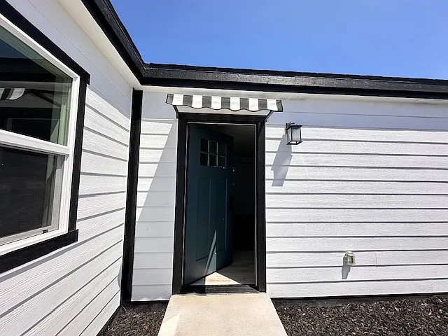 fFront door