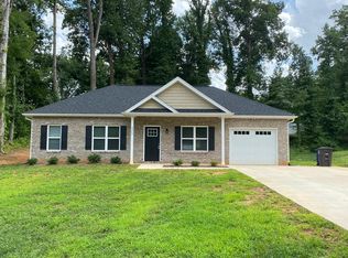 4360 Mashie Dr, Pfafftown, NC 27040