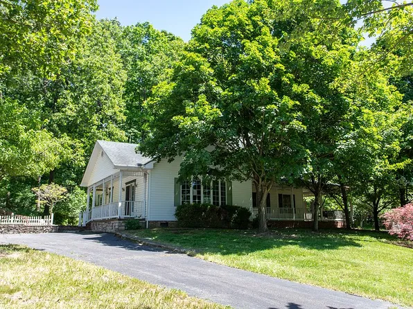 969 Marple Rd, Winchester, VA 22603