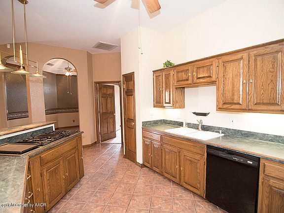 5th image of 8227 Paragon Dr