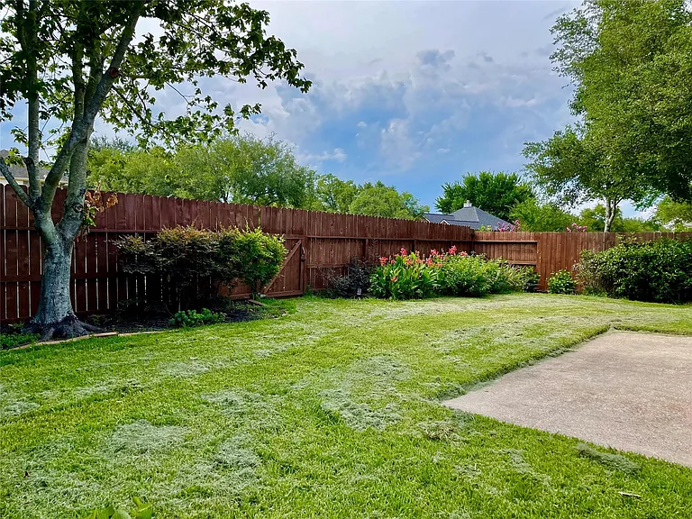 608 Biscayne Bend Ln — Photo 21
