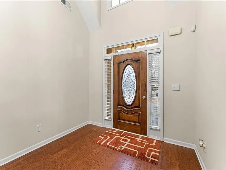 4610 Planters Hill Dr — Photo 3