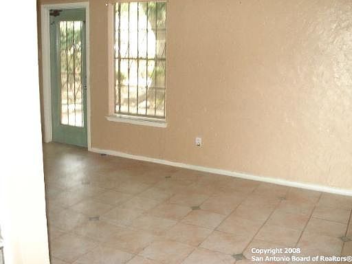 4th image of 1742 TIMBER OAK DR