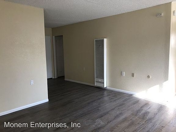3rd image of 6844 Ben Ave APT 6