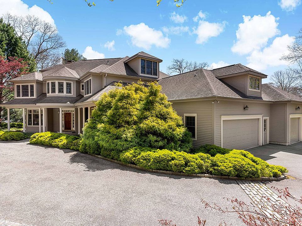 1st image of 24 Hudson Ln