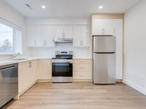 94 Earlscourt Ave, Toronto, ON