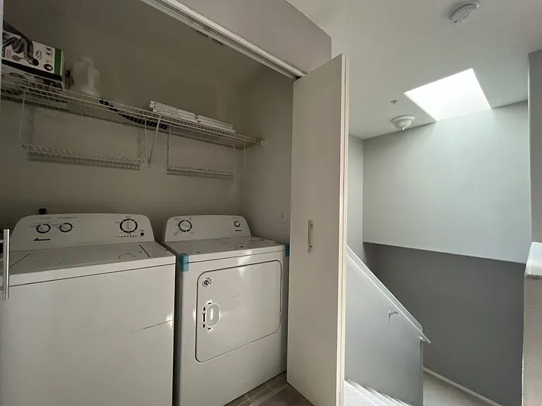 2677 NW Preston Ct — Photo 18