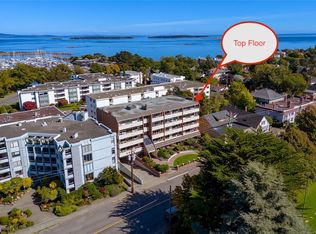 Windsor Park House, Oak Bay, BC V8S 5E6