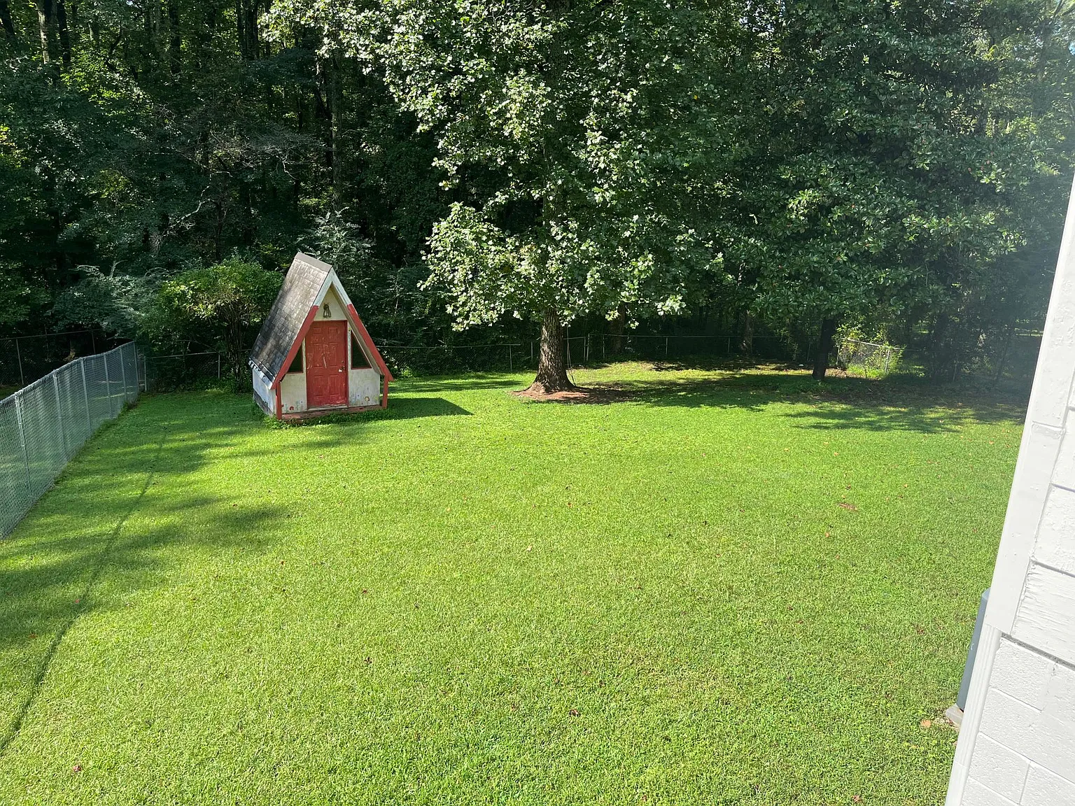 3 bed, 1024 sqft, $1,550 — Photo 4