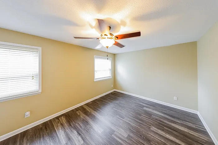 2218 Cecille Dr SW — Photo 6