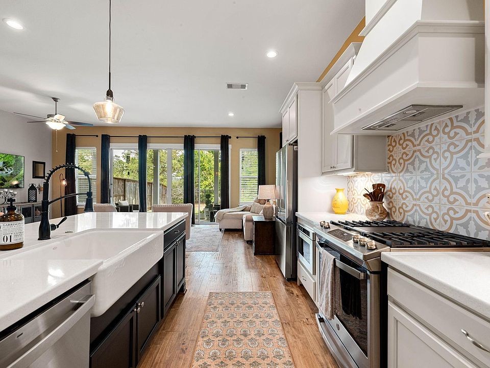 1st image of 74 Dobbs View Ln