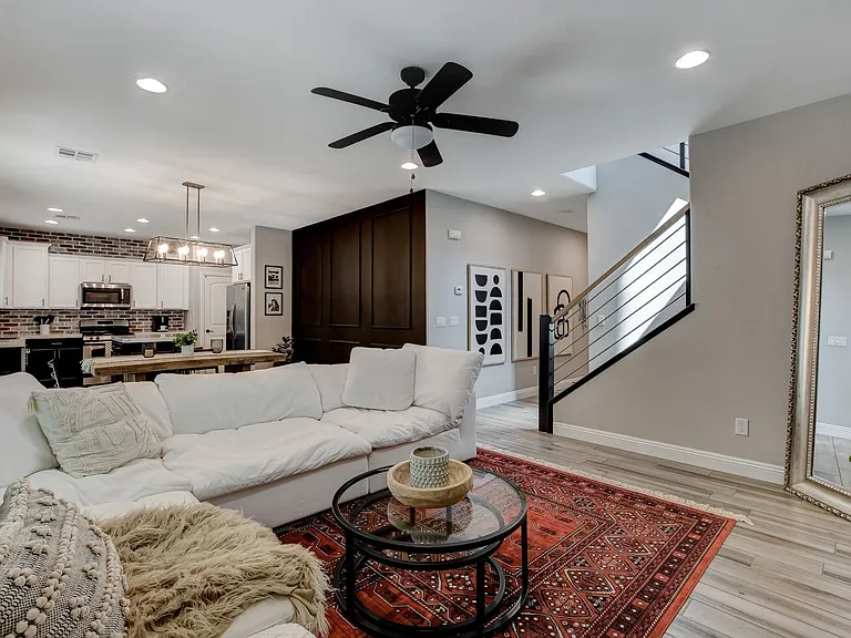 10233 Gibson Isle Dr — Photo 8