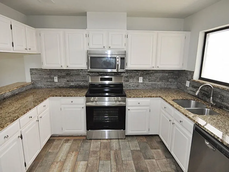 205 Juniper Dr — Photo 9