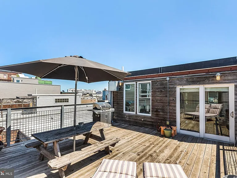 2020 E Fletcher St #1&2 — Photo 32