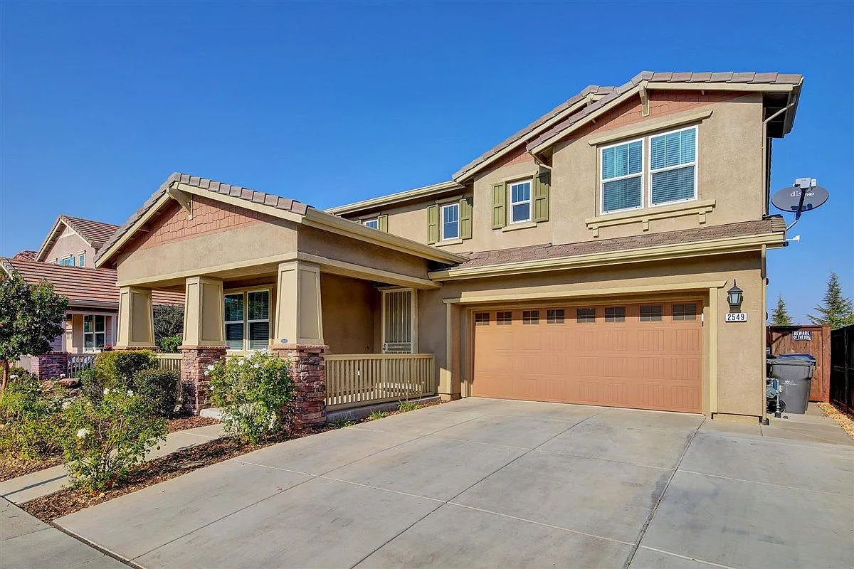 2549 Mack Way photo 1