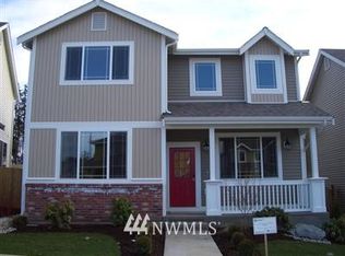 722 Lagrande Blvd, Puyallup, WA 98373