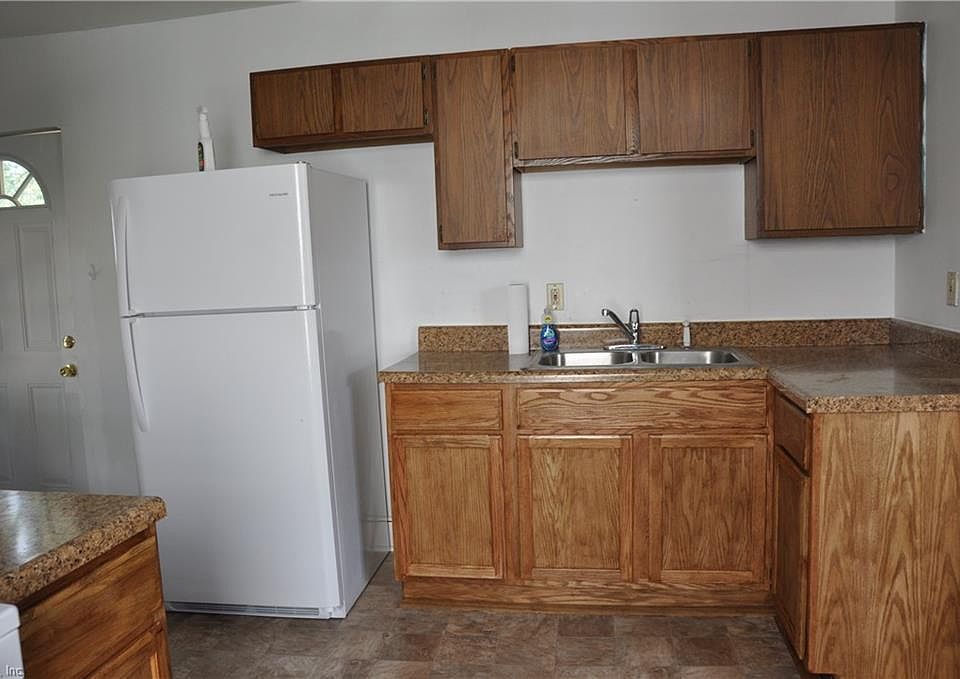 1st image of 1615 Lafayette Blvd #1