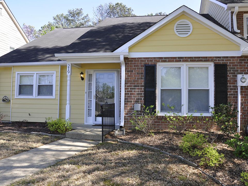 Front Townhouse Elevation