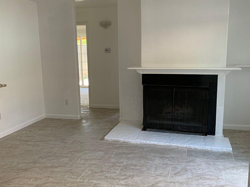 2nd image of 6651 Hillsdale Blvd