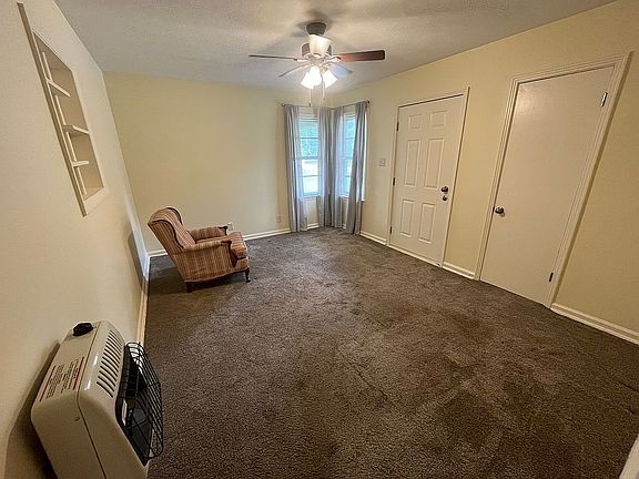 2nd image of 4861 Owen Ave