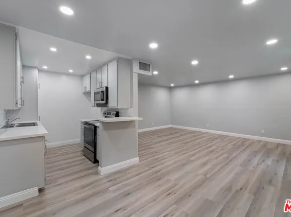 110 E Hillcrest Blvd APT 115, Inglewood, CA 90301