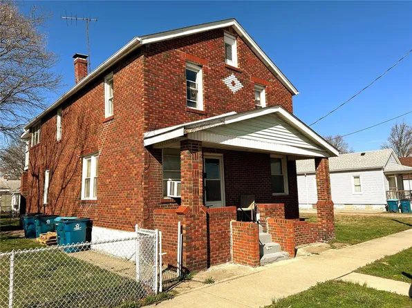 132 S Main St #136, Wood River, IL 62095