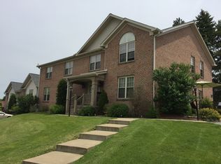 1907 Marshall Rd #8, Monaca, PA 15061