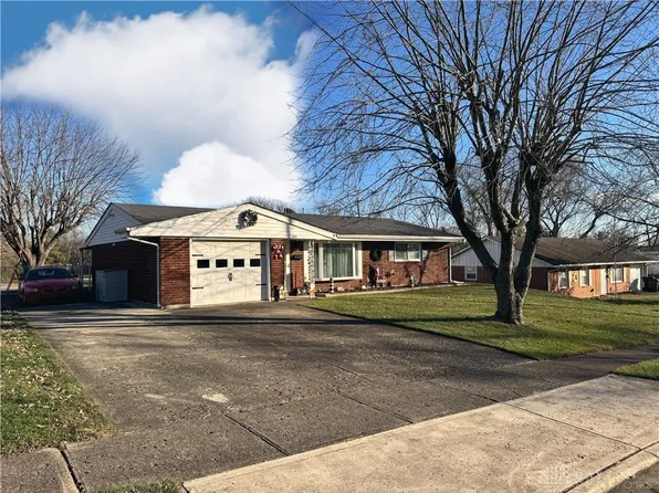 104 Beam Dr, Franklin, OH 45005