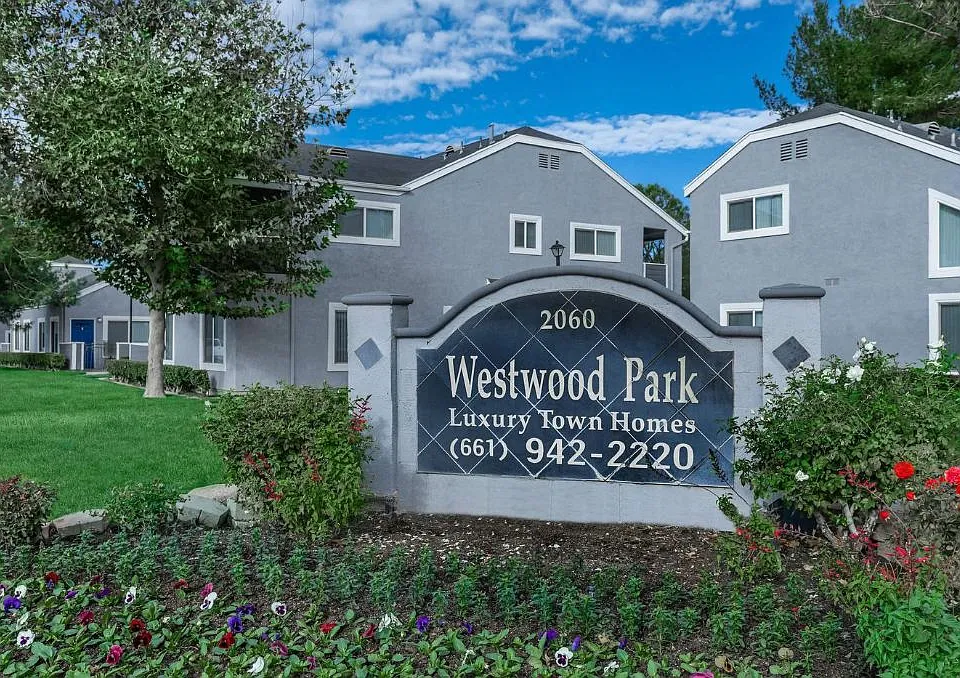 Westwood Park Apartments