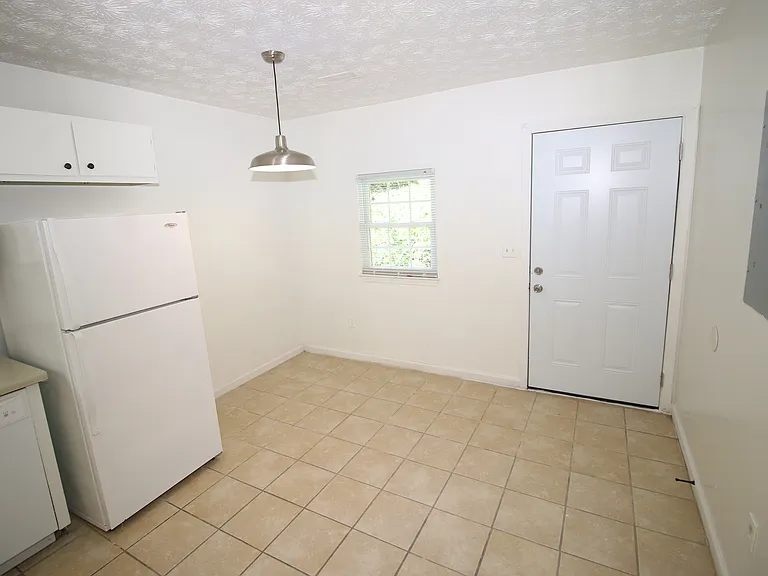 8365 Warren Dr — Photo 8