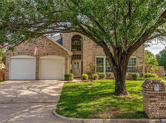 2nd image of 2610 Hedgeapple Dr