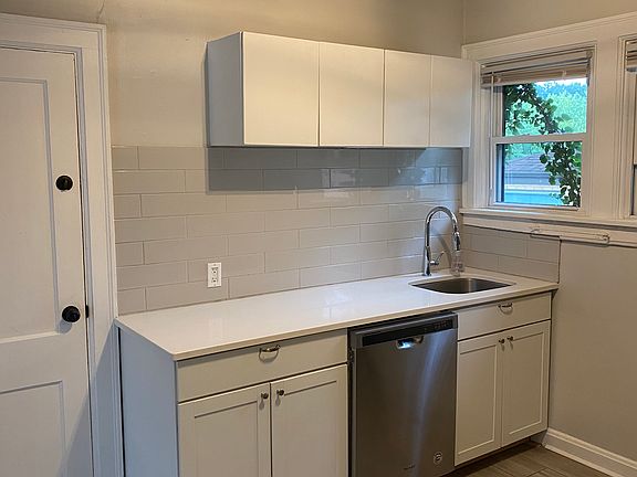 3rd image of 5500 Bosworth Pl APT 4